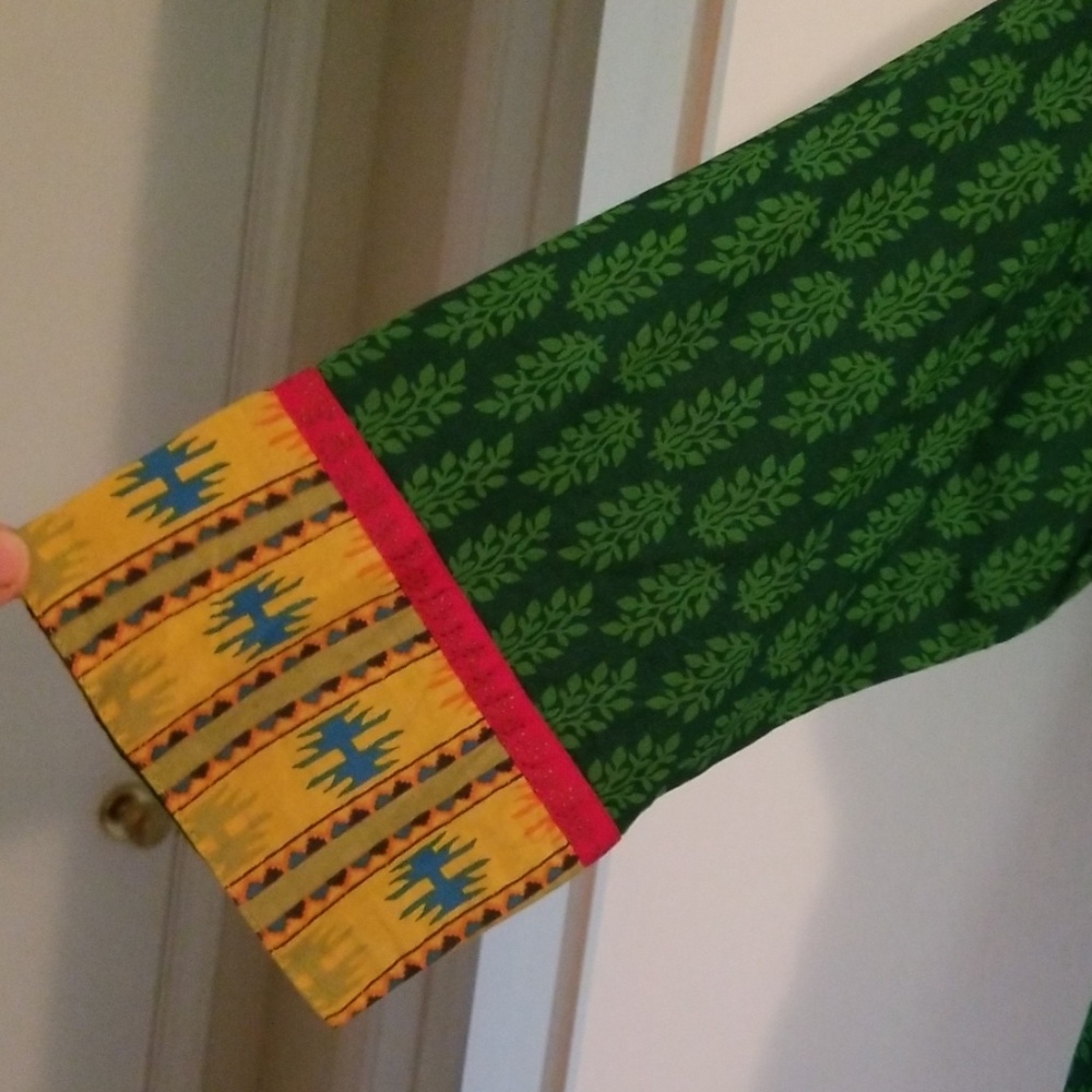 Srishti Tunic - Picture 3 of 4